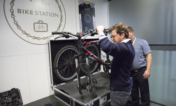 Boxing a bike using Eurostar's facilities at St Pancras