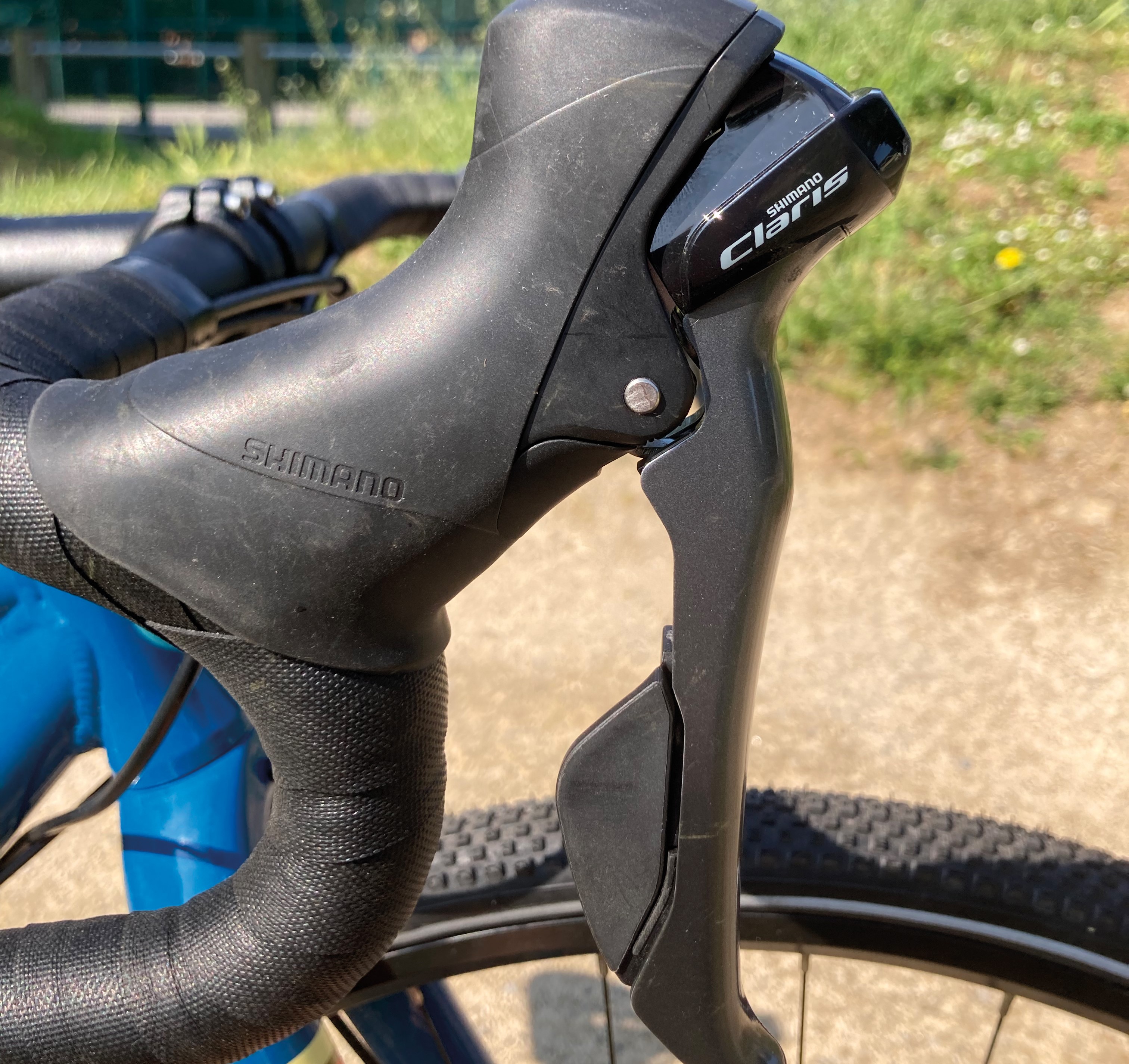 Gravel bike sale brake levers