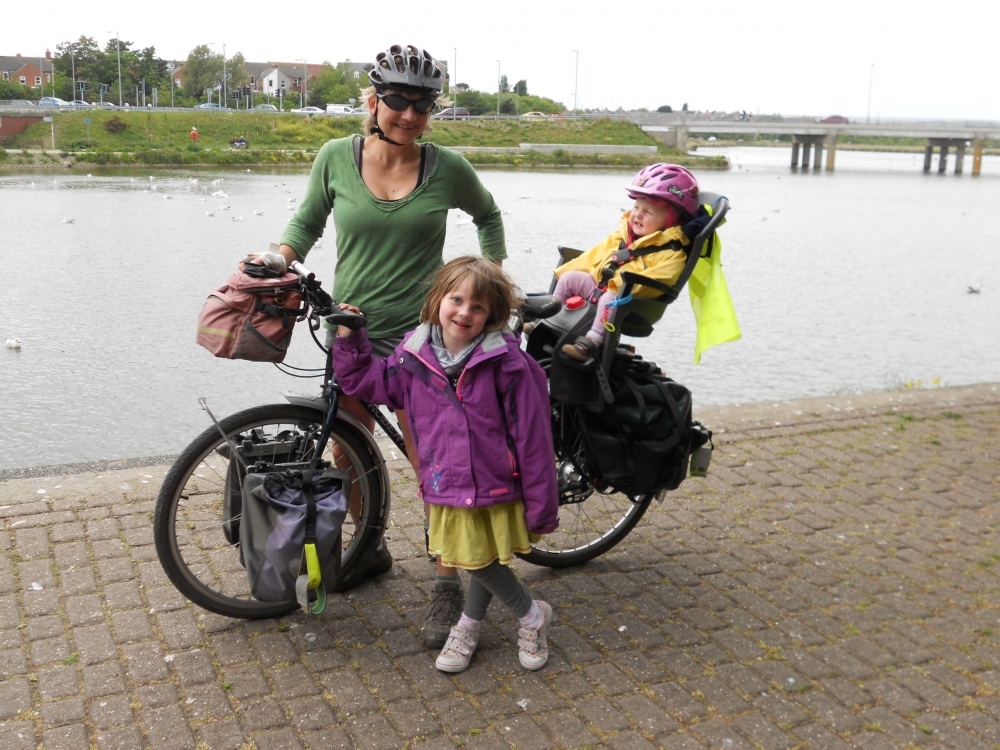 womens bike with baby carrier