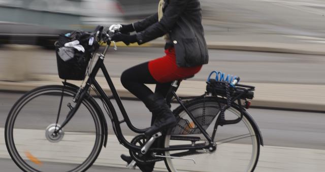 Commuter cyclist 