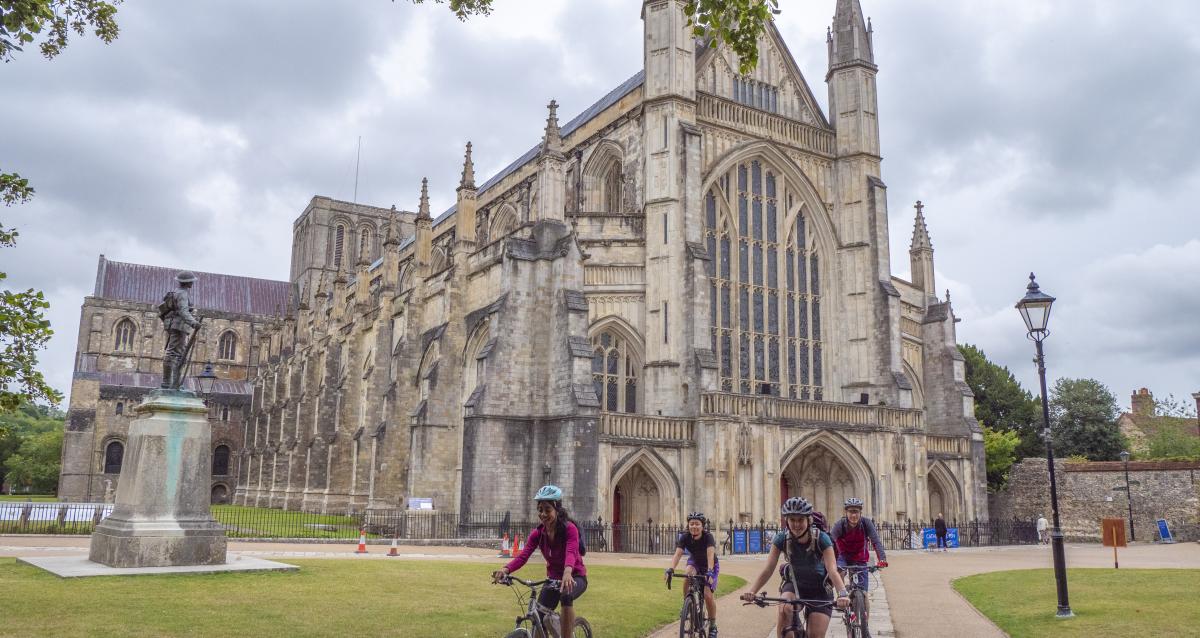 Winchester Cathedral Pilgrimage in a Day - The British Pilgrimage