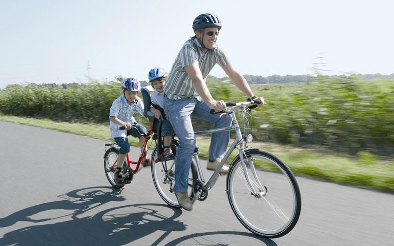 Kids store bicycle attachment