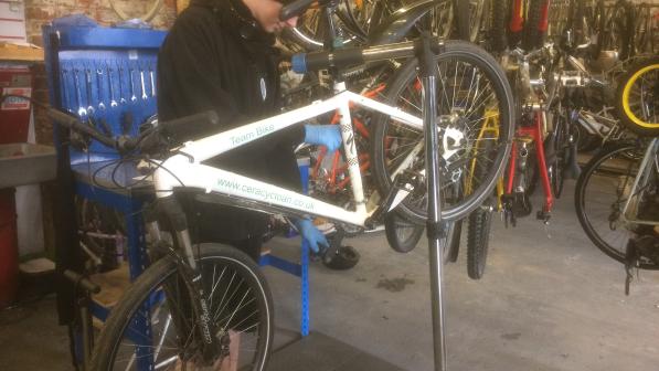 Volunteer mechanic Kallum Thomas of Ceracycloan in Stockport